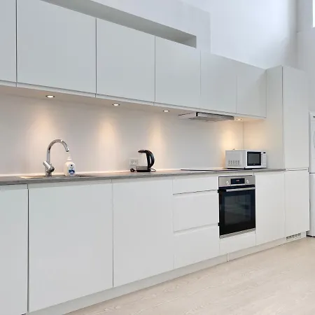 Spacious Modern 3 Bedroom With Balcony Located In The Charming Harbour City, Gilleleje, Διαμέρισμα *